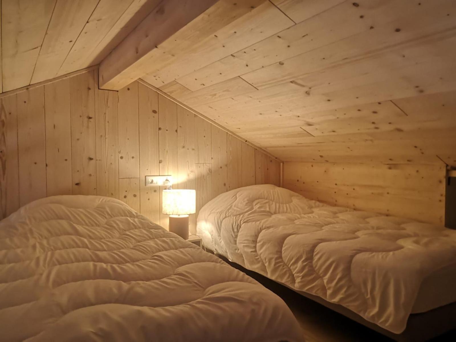 Aux Buis Gourmands Bed & Breakfast ลาชาแปล็อง-แวร์กอร์ ภายนอก รูปภาพ