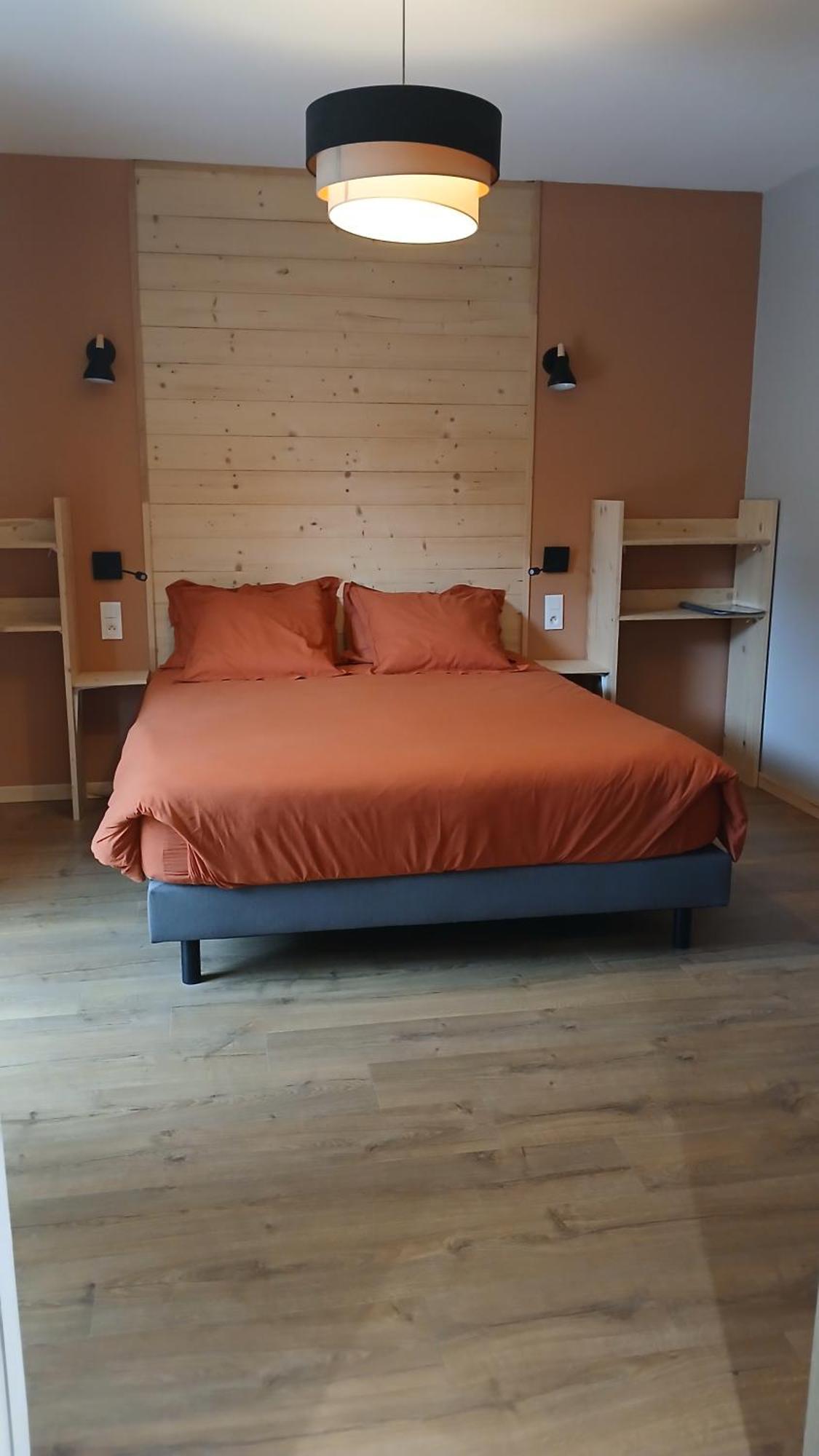 Aux Buis Gourmands Bed & Breakfast ลาชาแปล็อง-แวร์กอร์ ภายนอก รูปภาพ
